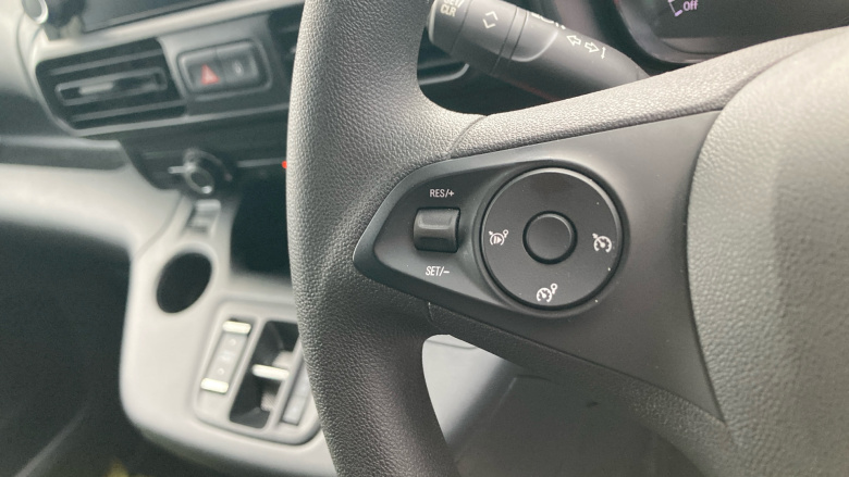 Vauxhall Combo Cargo E-L1 2300 100kW Prime 50kWh H1 Van Auto